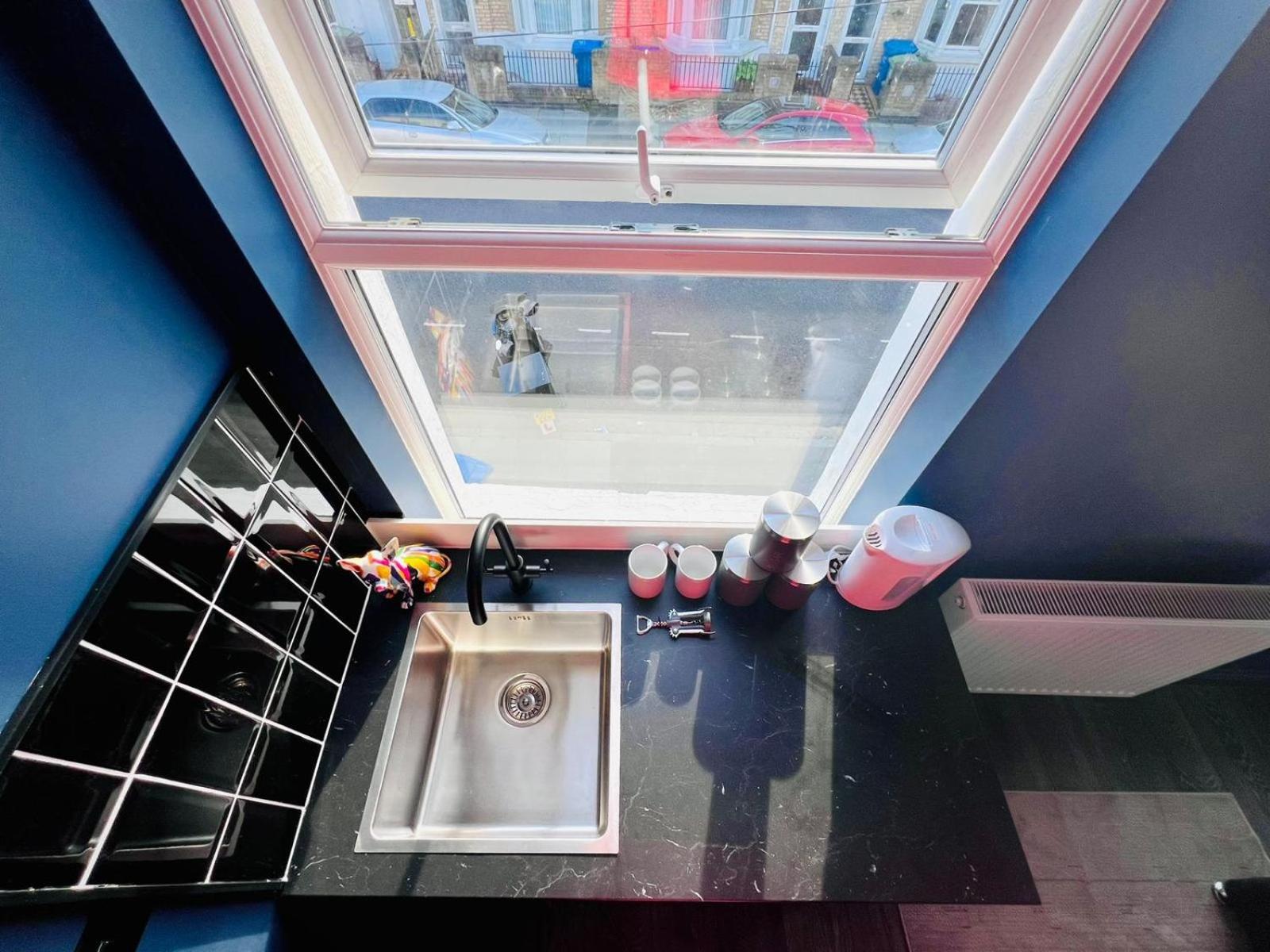 London 61 Central Studio, Ideal For Tourists High Recommend!!! المظهر الخارجي الصورة