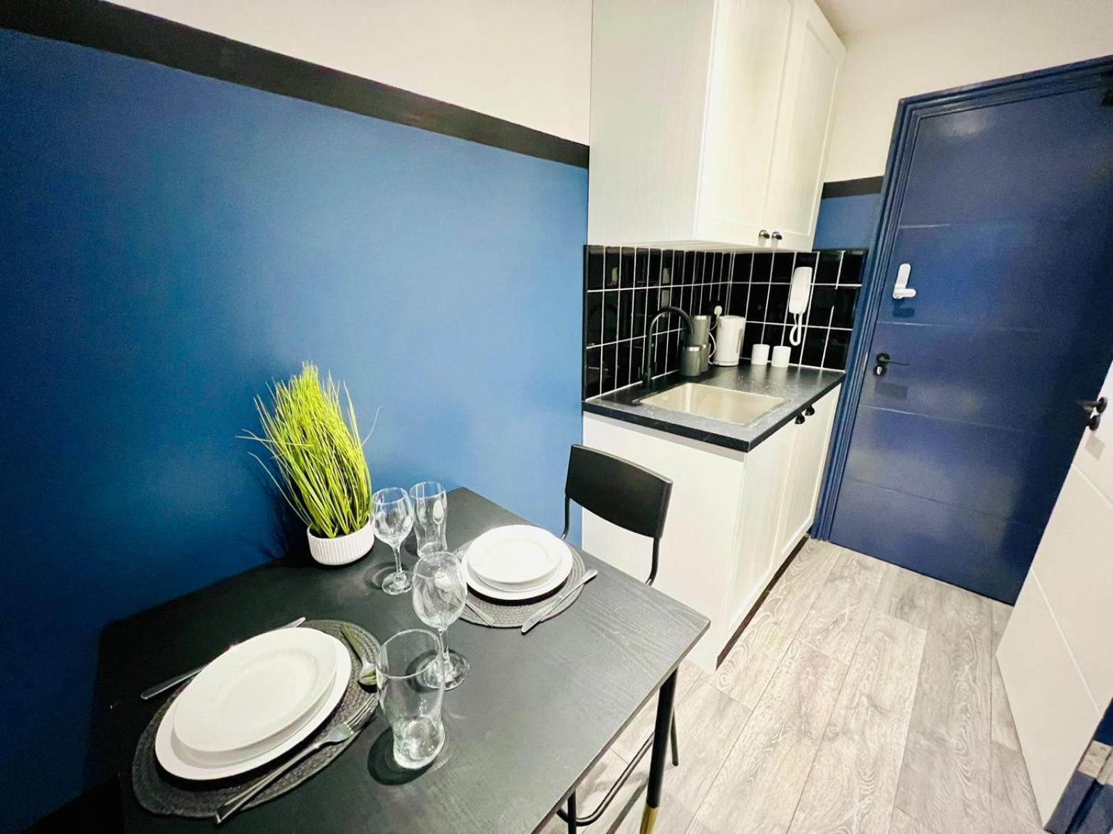 London 61 Central Studio, Ideal For Tourists High Recommend!!! المظهر الخارجي الصورة